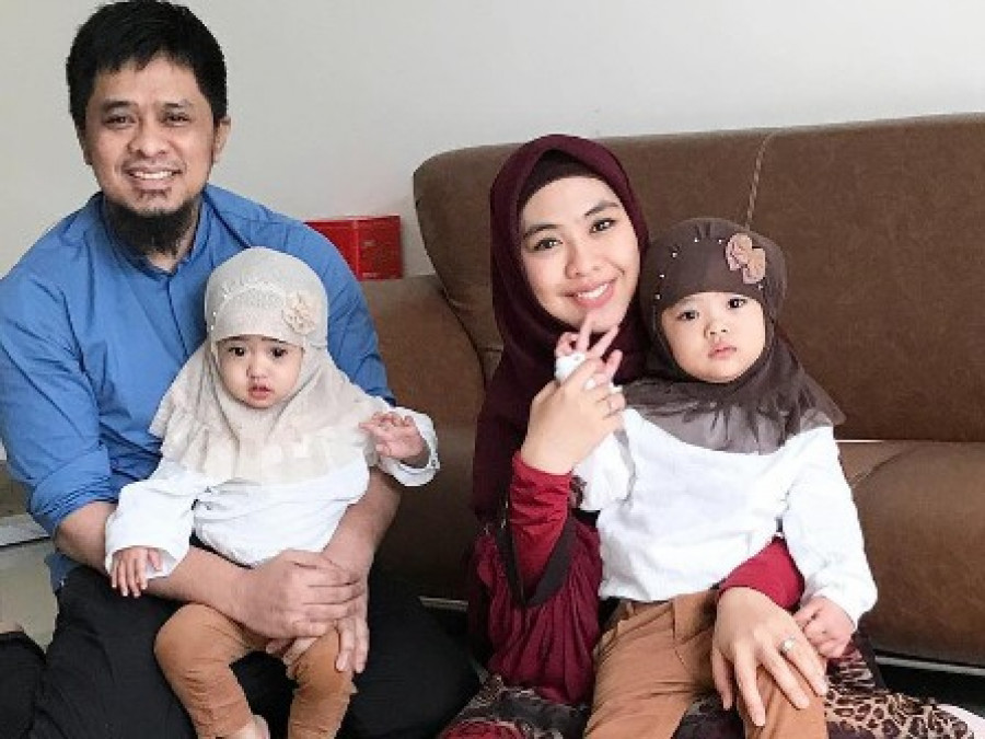 Oki Setiana Dewi Gelar Akikah untuk Anak Ke-3