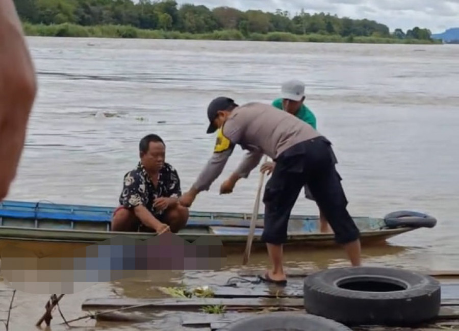 Penemuan mayat di Kecamatan Sebulu dan sempat diduga korban kapal TB Rahmat Nur yang tenggelam di Kecamatan Muara Kaman. (Foto: BPBD Kukar)