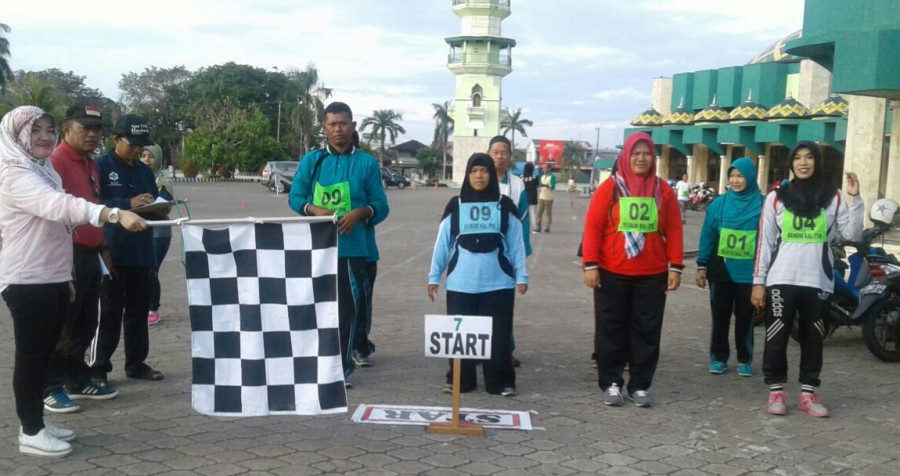 Tes fisik calon jemaah haji Kutai Kartanegara, Minggu (13/5) pagi tadi.