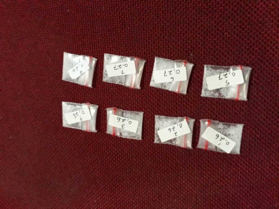 Pelaku dan barang bukti saat diamankan di Mapolsek Loa Kulu. (Foto:Polsek Loa Kulu)