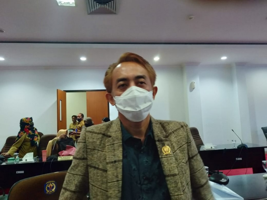 Kader Golkar Bontang, Rustam