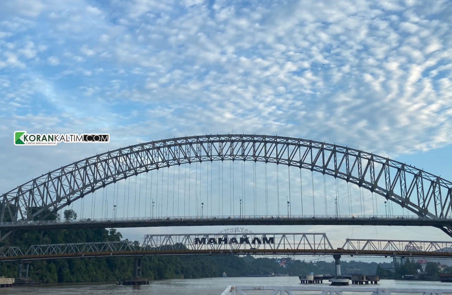 Jembatan Mahkota IV kini sudah kantongi Sertifkat Laik Fungsi dari Kementerian PUPR. (Foto: Permata/Korankaltim.com)