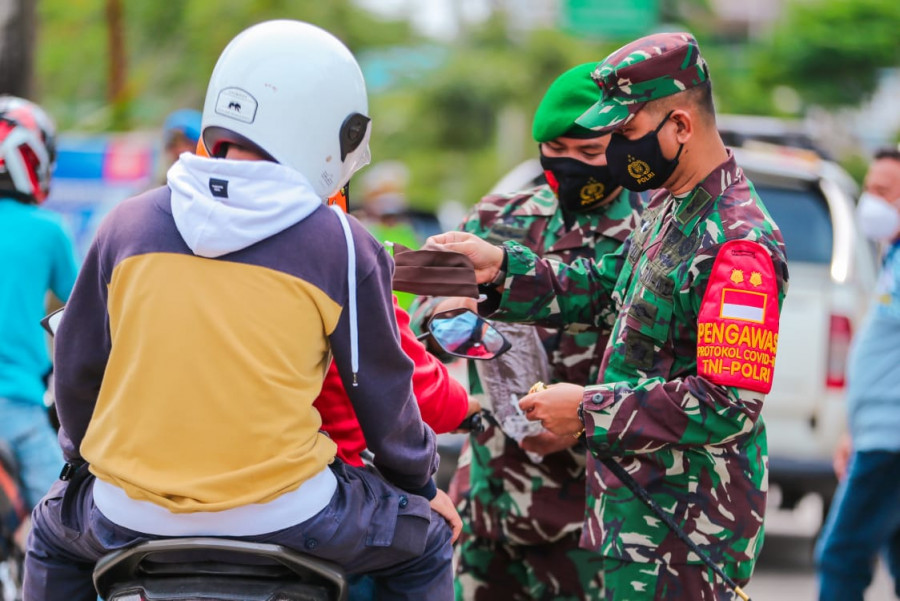 Letkol Chairul Huda, Saat Berikan Sosialisasi Kepada Masyarakat (Foto: Istimewa)
