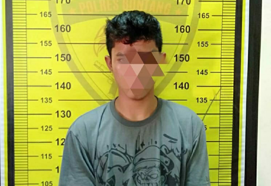Pelaku saat diamankan ( Foto: Polres Bontang )