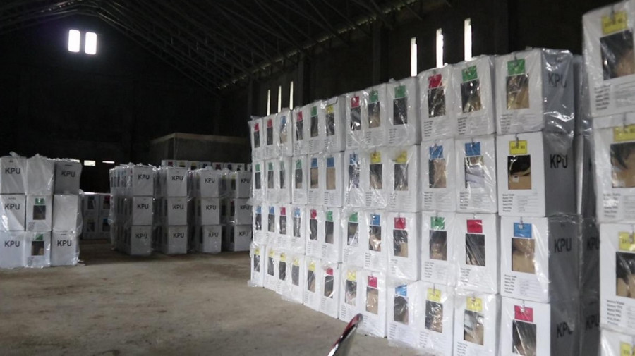 Kotak suara tiba di gudang penyimpanan PPK Kecamatan Tenggarong