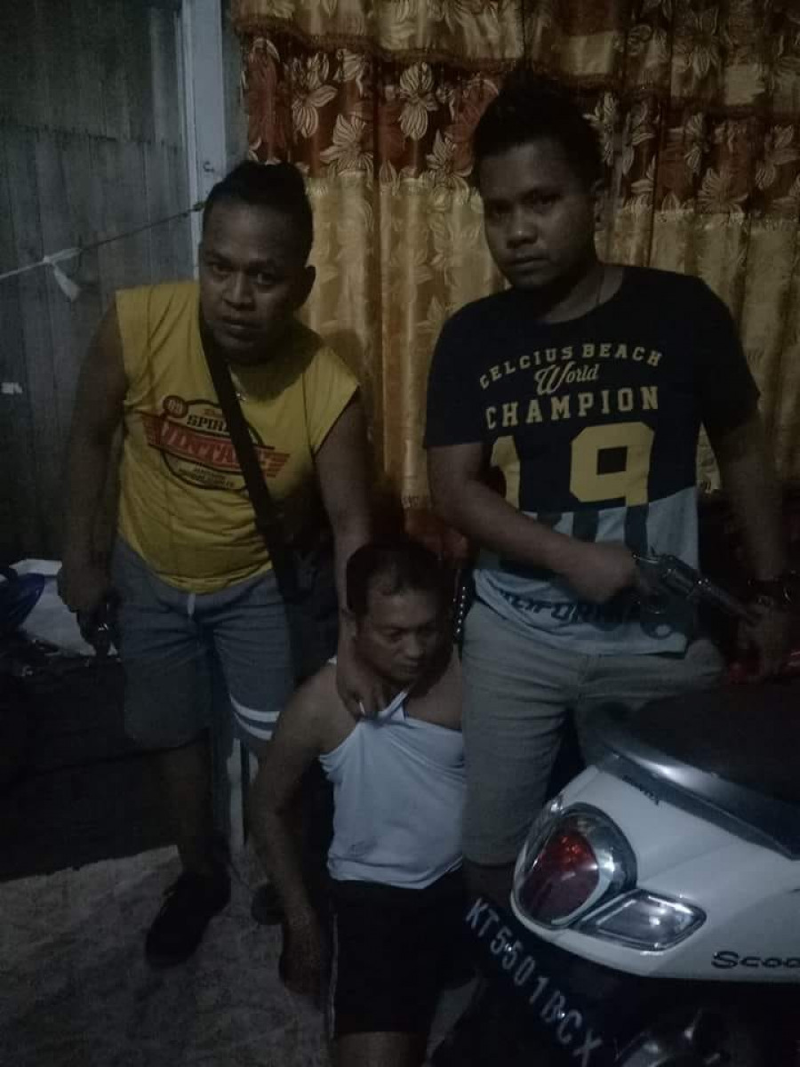 Pelaku pemecah kaca berhasil diringkus tim opsnal Polres Bontang. (Foto: istimewa)