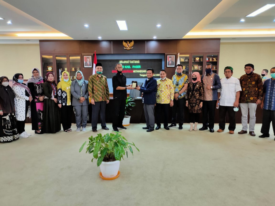 Kunjungan DPRD Paser ke DPRD Kukar. (Heri/korankaltim.com)