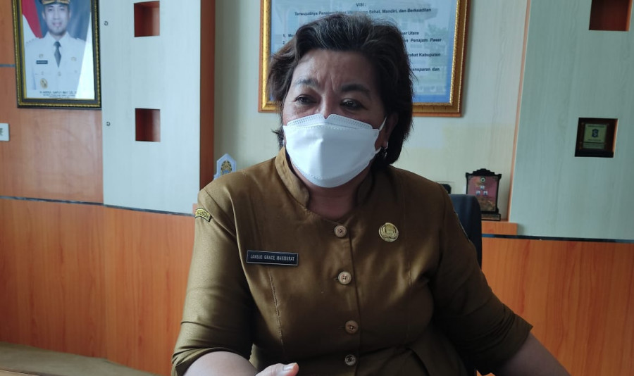 Kepala Dinas Kesehatan Penajam Paser Utara dr. Jensje Grace Makisurat. (Erwin/Korankaltim.com)