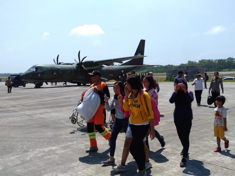 GELOMBANG EKSODUS - Korban gempa Sulawesi Tengah yang berdatangan di kota Balikpapan. Mereka juga ditampung sementara di Asrama Haji Batakan. (Hendra/KoranKaltim.Com)