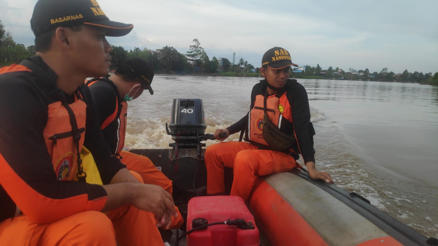 Upaya pencarian yang dilakukan oleh tim gabungan disekitar lokasi kejadian. (Foto: Istimewa)