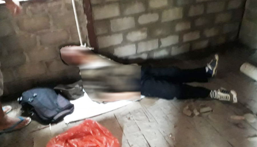 GANTUNG DIRI : Korban gantung diri di bangunan sarang walet di Kecamatan Sebulu, Kukar