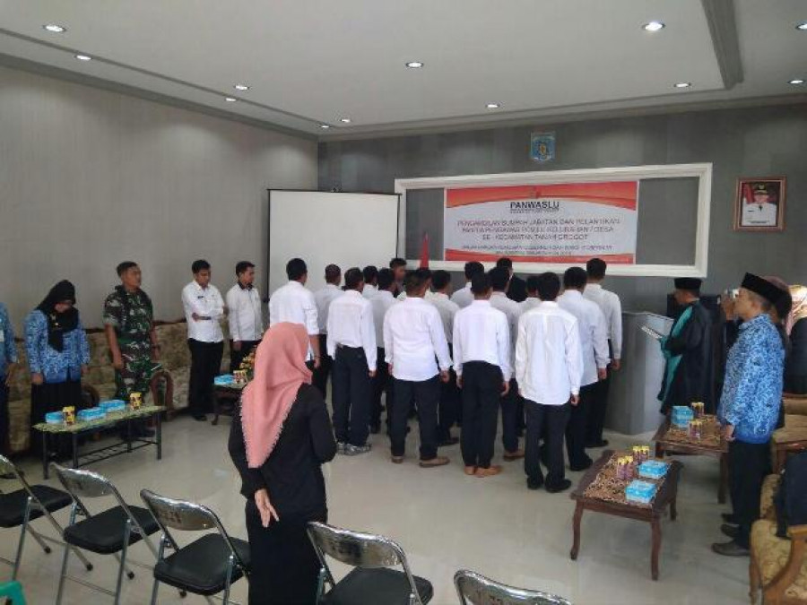 PELANTIKAN: PPL Kecamatan Tanah Grogot dilantik.