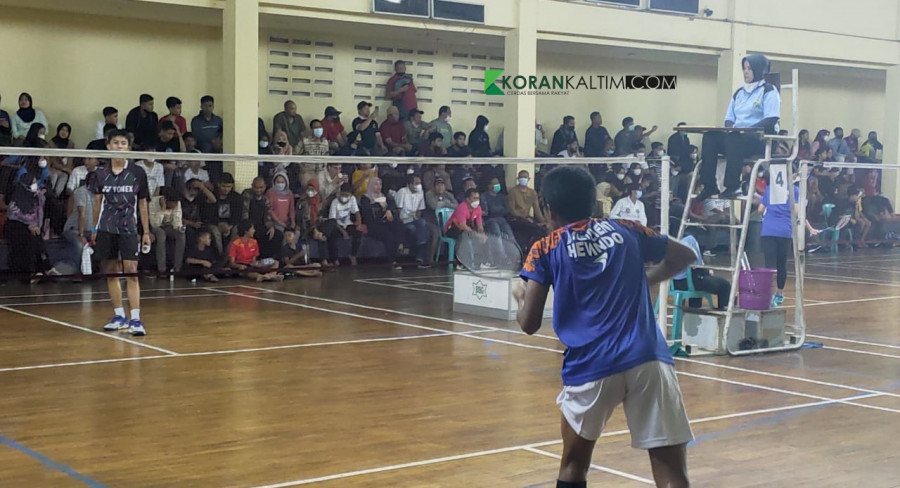 Suasana Perhelatan Kejurprov Bulutangkis Se Kaltim di Bontang. (Foto : Romi/Korankaltim.com)