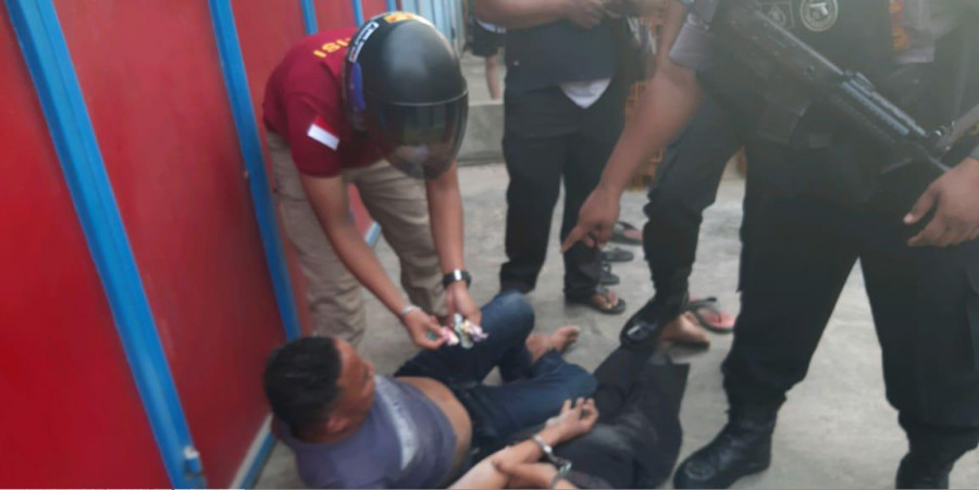 Para preman yang mengacungkan pistol korek ke warga sekitar di Jalan Kemakmuran diamankan Sat Sabhara Polresta Samarinda. (Foto: Ist)