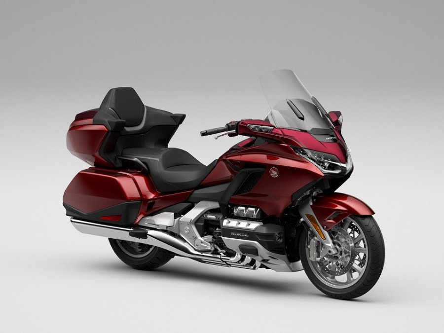 Honda Gold Wing 1800 Terbaru Hadir di Indonesia dengan Tampilan Elegan
