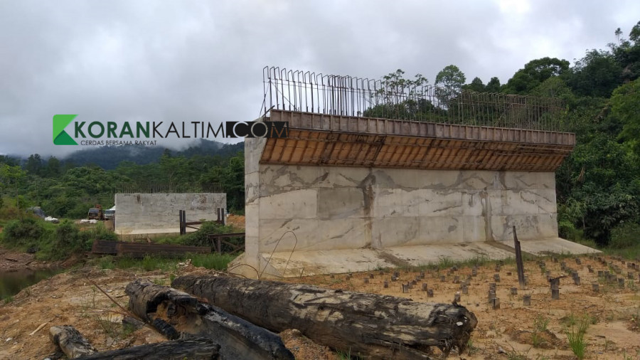 Progress pembangunan jalan di Mahakam Ulu (Foto: Dok.Korankaltim.com)