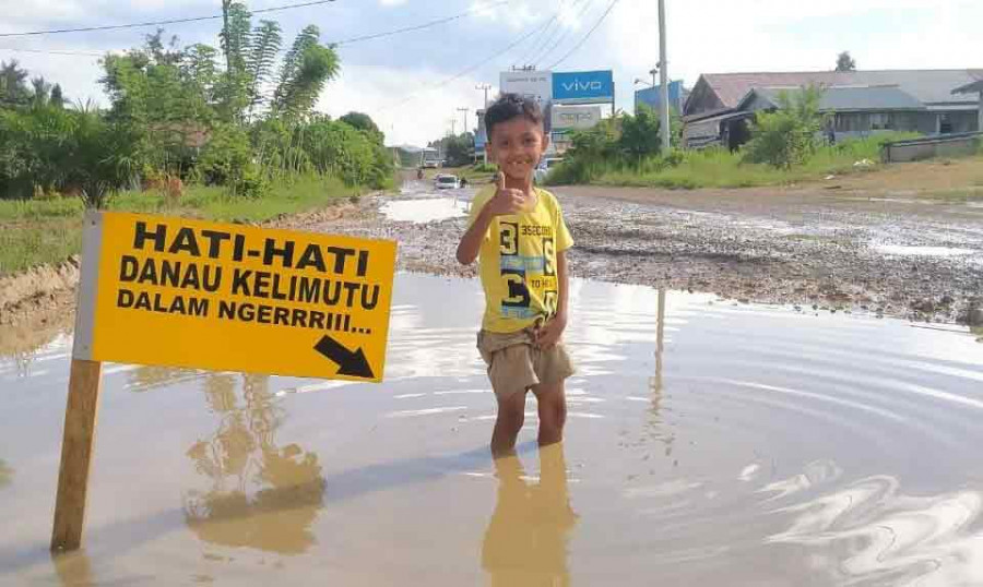 Jalanan provinsi di wilayah utara Kaltim yang masih membutuhkan perhatian lebih. ( Foto: Ilustrasi)