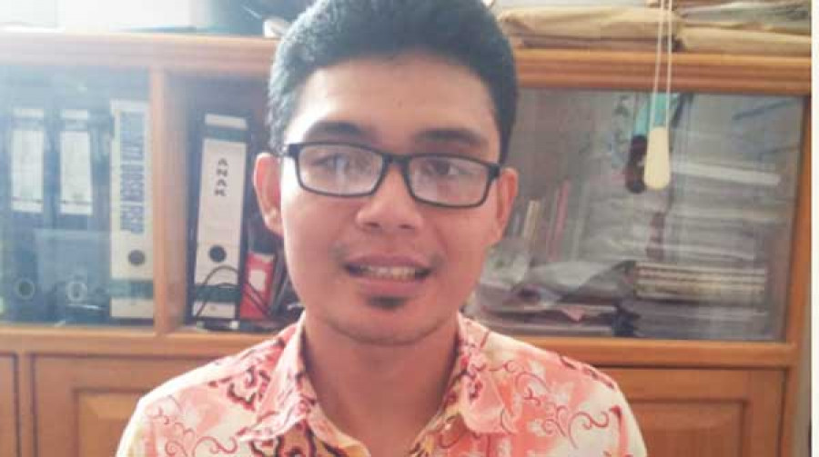 Dekan Fisipol Unikarta, Toni Nurhadi