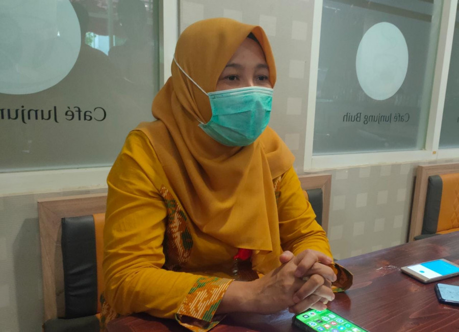Kepala Dinkes Kukar Martina Yulianti