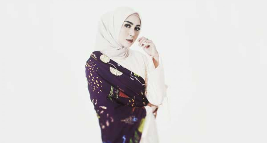 ISTRI Arie Untung, Fenita Arie