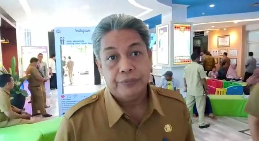 Kepala Disdukcapil, Abdullah saat ditanya seputar e-KTP