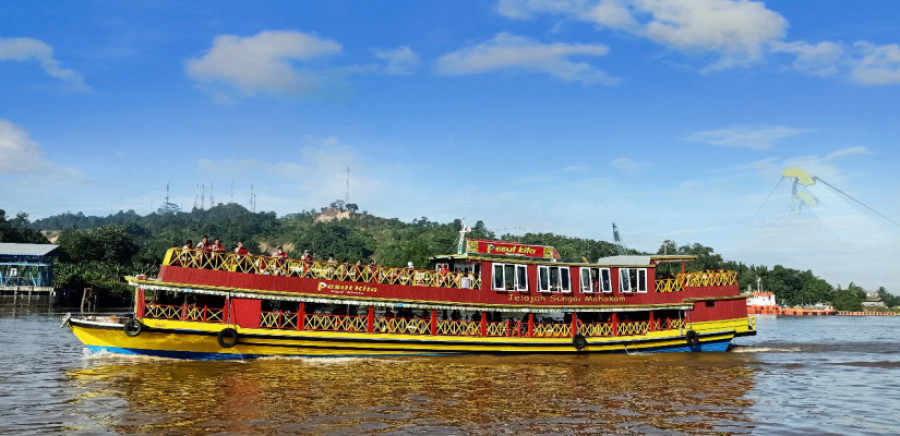 Kapal wisata sungai. (Istimewa)
