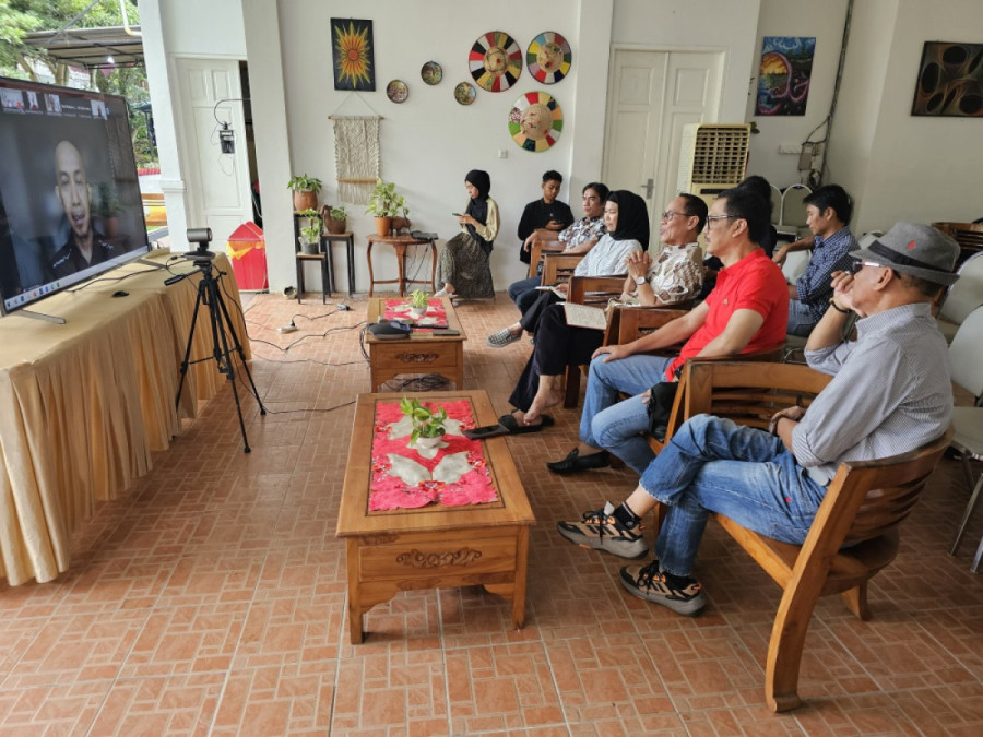 Pengurus DPD PAPPRI saat menggelar rapat dengan pengurus DPP melalui zoom meeting. (Foto: Dok.Diskominfo Kaltim)