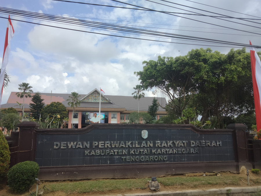 Gedung DPRD Kukar. (Dok.korankaltim.com)