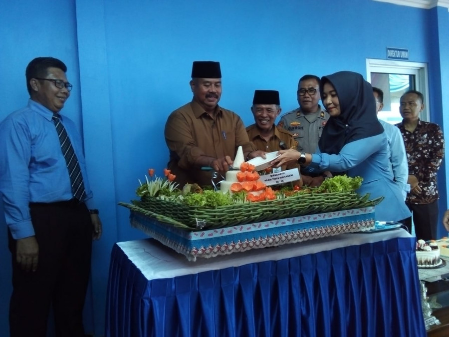 Upacara HUT ke-28 PDAM Tirta Mahakam.
