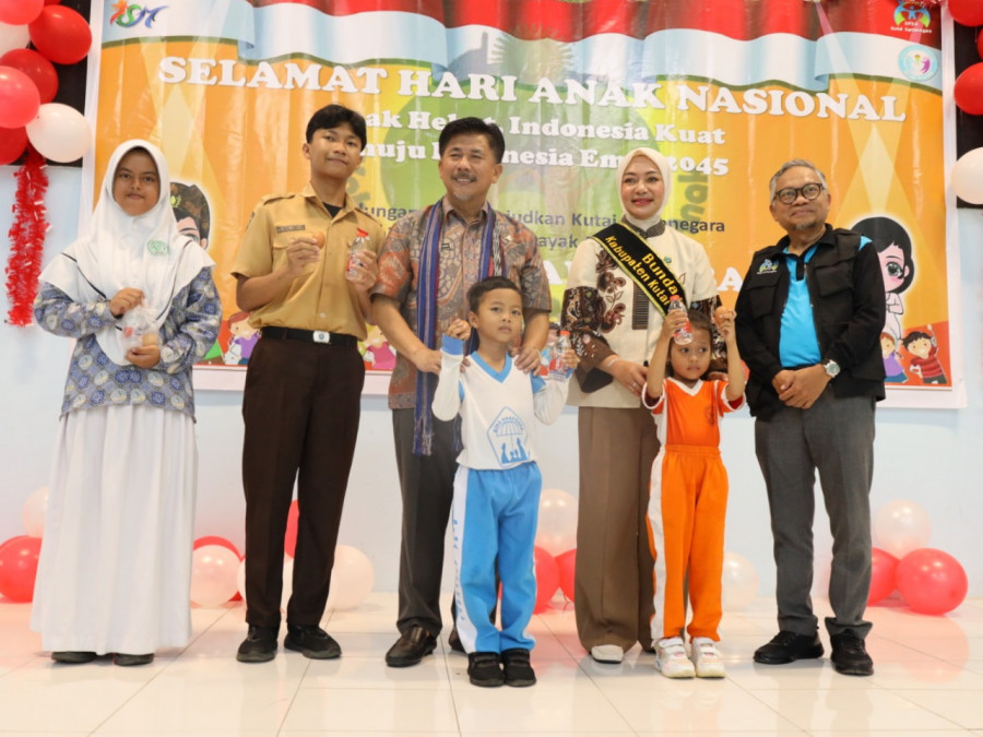 Peringatan Hari Anak Nasional Tingkat Kabupaten Kukar di SLB. (Foto: Prokom)