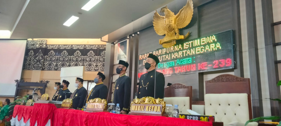 Wabup Kukar, H Rendi Solihin/ Sidang Paripurna Istimewa HUT ke 239 Kota Tenggarong (Heri/korankaltim.com)