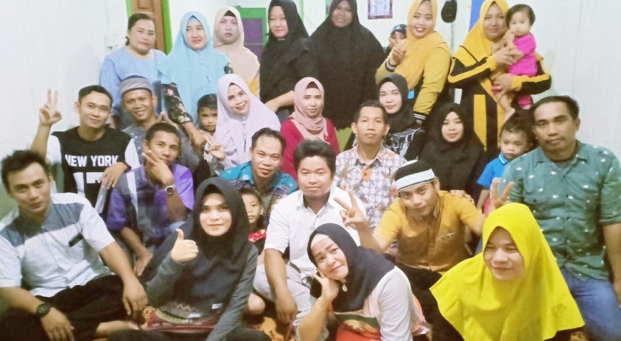 Beberapa alumni 1997 hadir dalam reuni SDN 004 Separi, Tenggarong Seberang