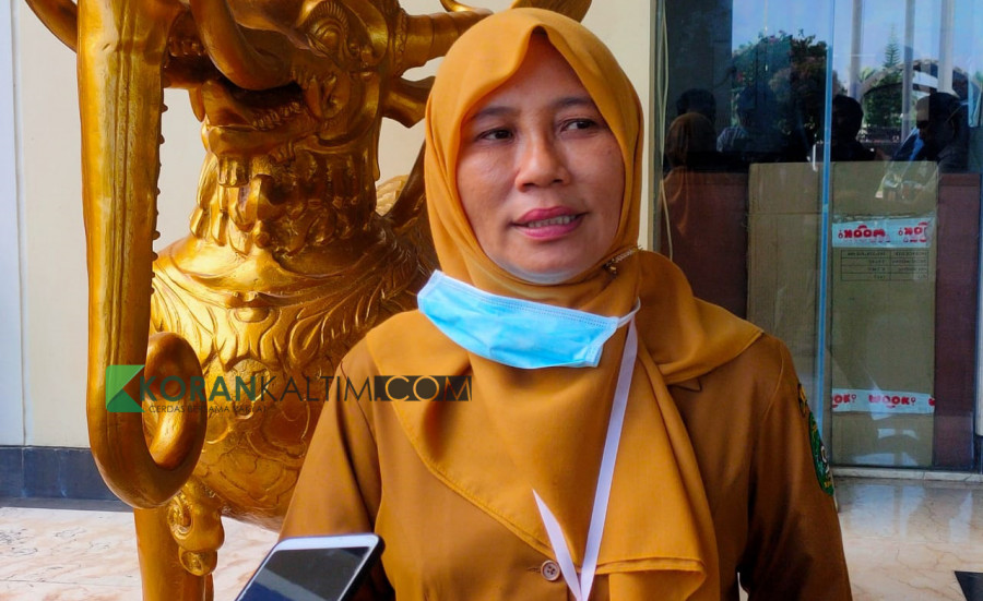 Kepala Dinkes Kukar Martina Yulianti. (Foto: Reza Fahlevi/Korankaltim.com)