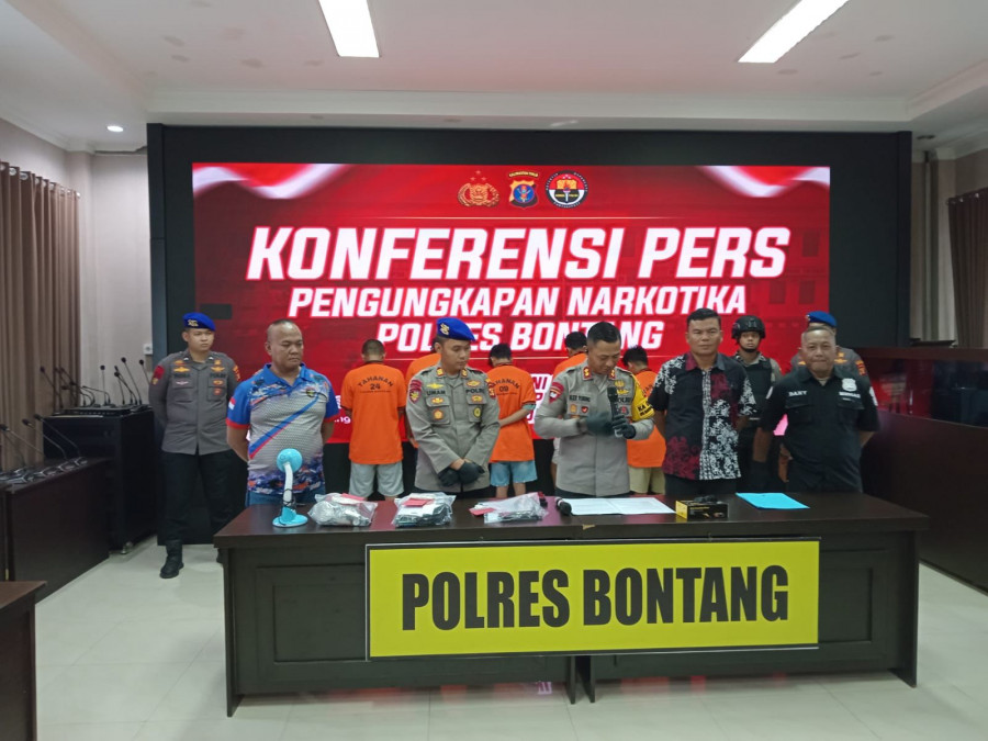Konfrensi Pers Polres Bontang. (Foto: Istimewa)