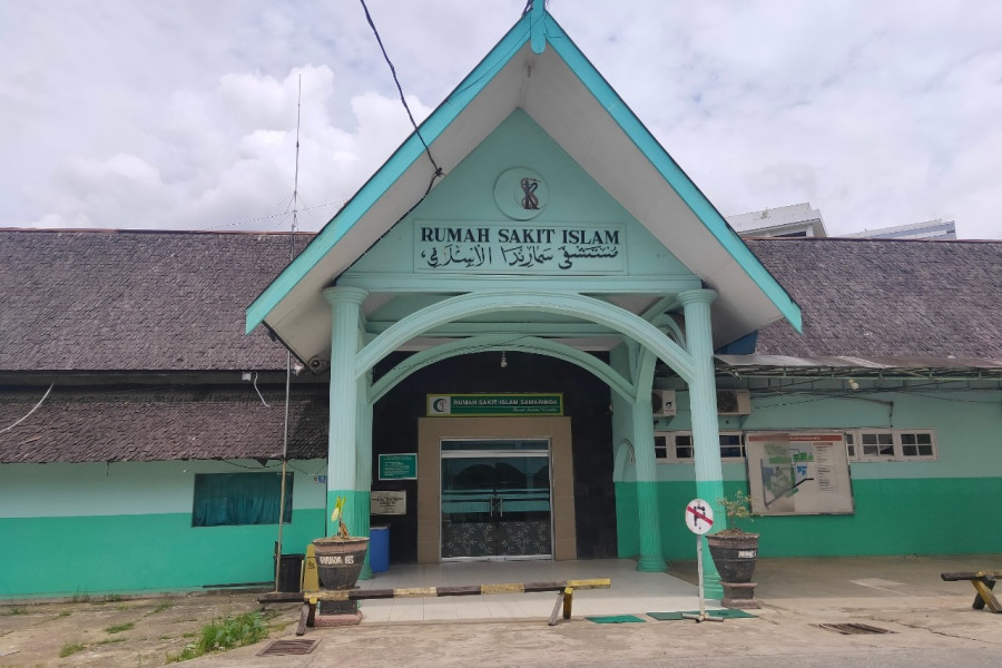 Bangunan Gedung RSI Samarinda yang sudah tidak difungsikan selama nyaris 4 tahun (Foto: Permata/korankaltim.com)
