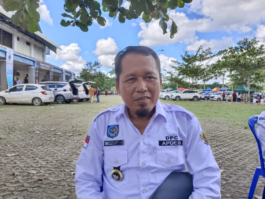 Kepala Desa Lebak Mantan, Satibi Yusuf. (han/KK)