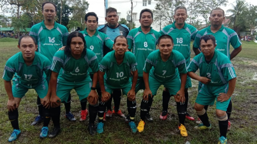 Tim tuan rumah Voorvo, penyelenggara sekaligus peserta turnamen sepakbola Voorvo Cup 2019