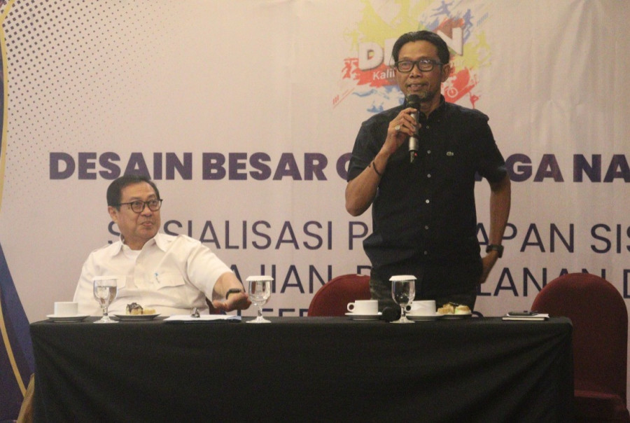 Agus Hari Kesuma (kanan) bersama Zairin Zain pada kegiatan di Balikpapan kemarin. (aspian)
