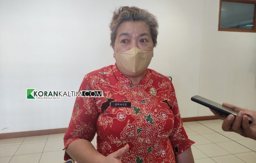 Kepala Dinas Kesehatan Penajam Paser Utara Jensje Grace Makisurat. (Foto: Erwin/Korankaltim.com)