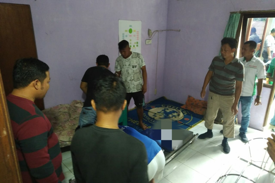 Kakek 75 tahun ditemukan tak bernyawa di rumah kontrakannya, diduga karena sakit. (Foto: Ist)