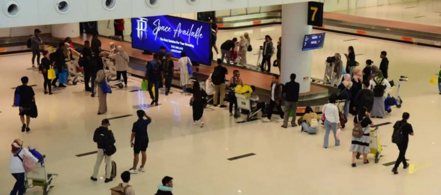 Penumpang di Bandara SAMS Balikpapan, jumlahnya meningkat dibanding tahun lalu. (Foto: dokantaranews)