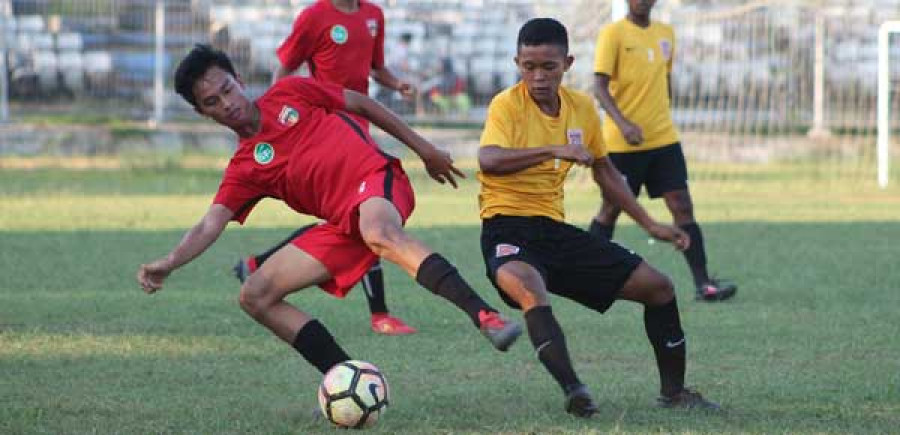 MASIH LEMAH : Permainan Mitra Kukar FC U-16 di Liga 1 U-16 masih jauh dari harapan terdapat sejumlah masalah, baik dari segi teknik maupun taktik. ( ist )
