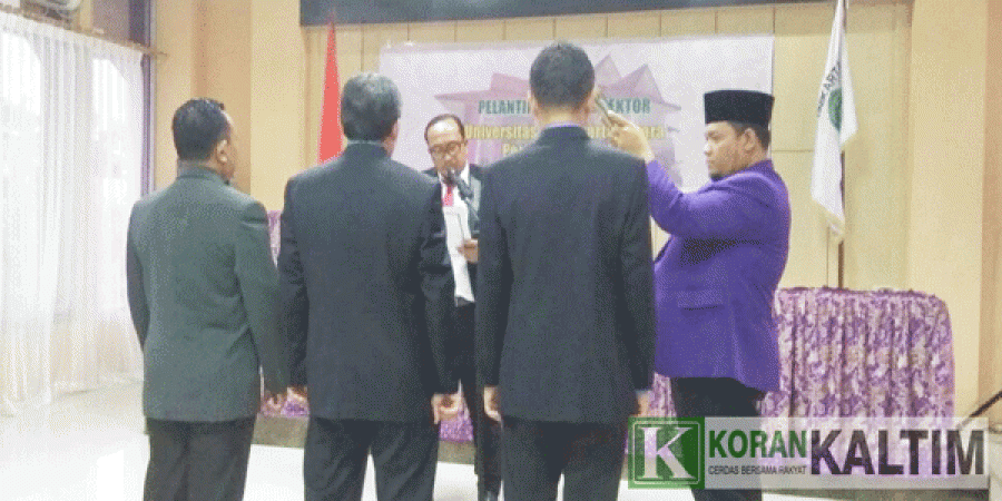Pelantikan tiga Wakil Rektor Unikarta.(Foto: Heri/korankaltim.com)