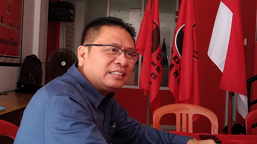 Ketua DPC PDI Perjuangan Kota Balikpapan, Thohari Aziz. (Foto: Hendra/KoranKaltim.Com)