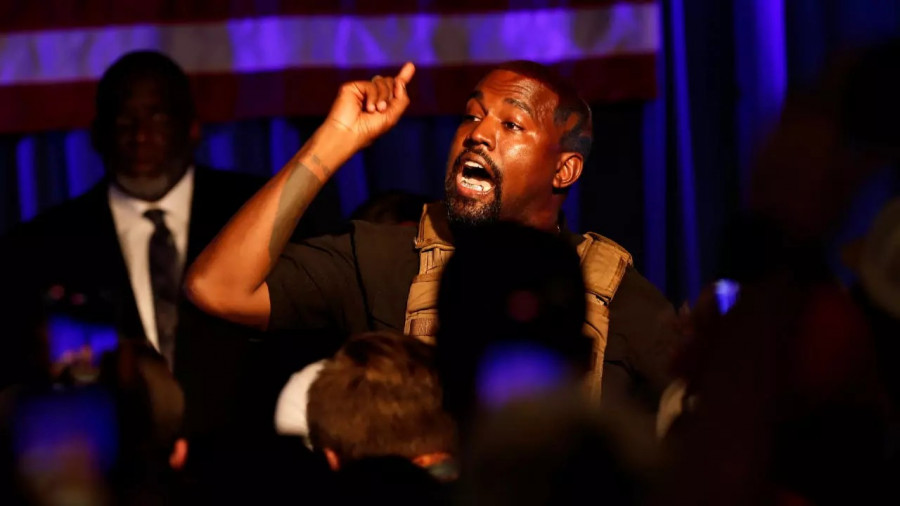 Gagal jadi calon Presiden Amerika Serikat membuat Kanye West mulai bersikap hal diluar kewajaran. (france24)