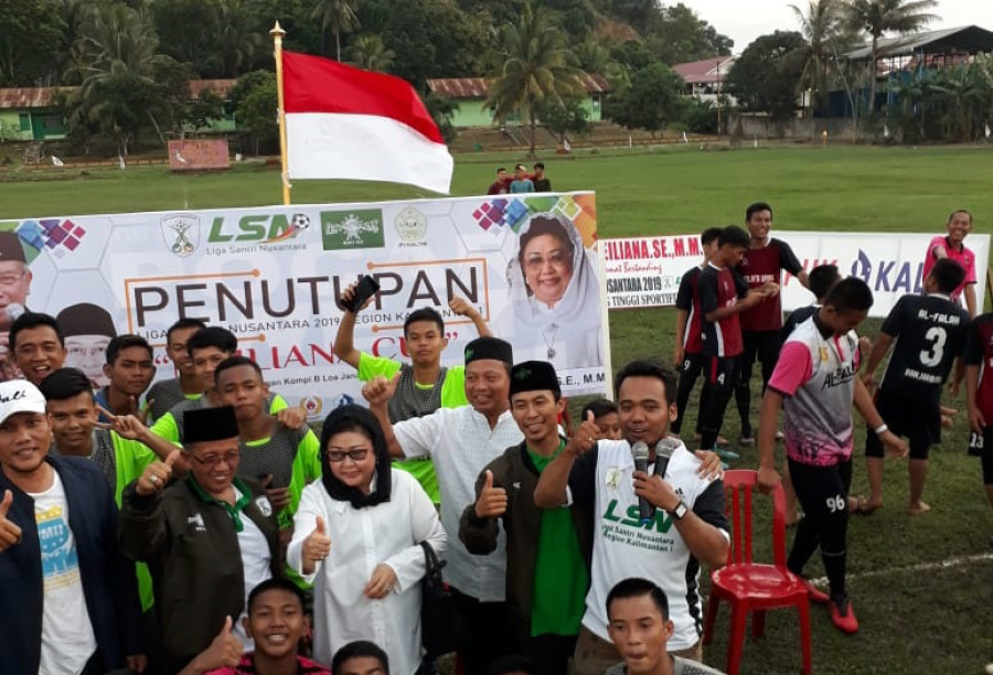Tim Annur Alfalah berhasil memenangi partai final LSN wilayah Kalimantan 1 dan berhak berlaga di outaran Final LSN di Bogor. (Foto: dok. panitia LSN)