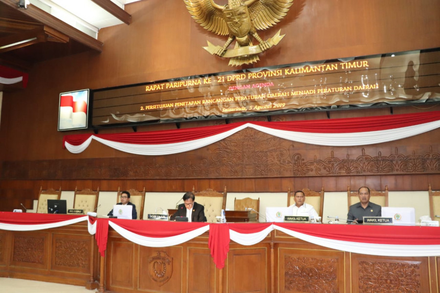 Rapat Paripurna ke-21 DPRD Kaltim