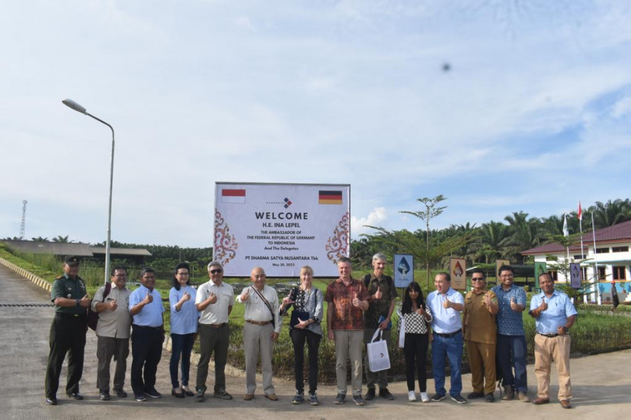Dubes Jerman Untuk Indonesia Kunjungi Pabrik Kelapa Sawit PT DSNG di Kutai Timur