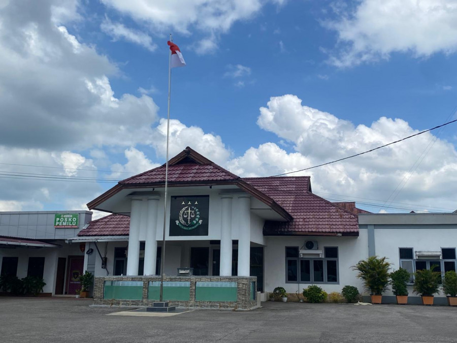 Kantor Kejakdaan Negeri Paser. (Foto: Dwi Cahyo/Korankaltim.com)