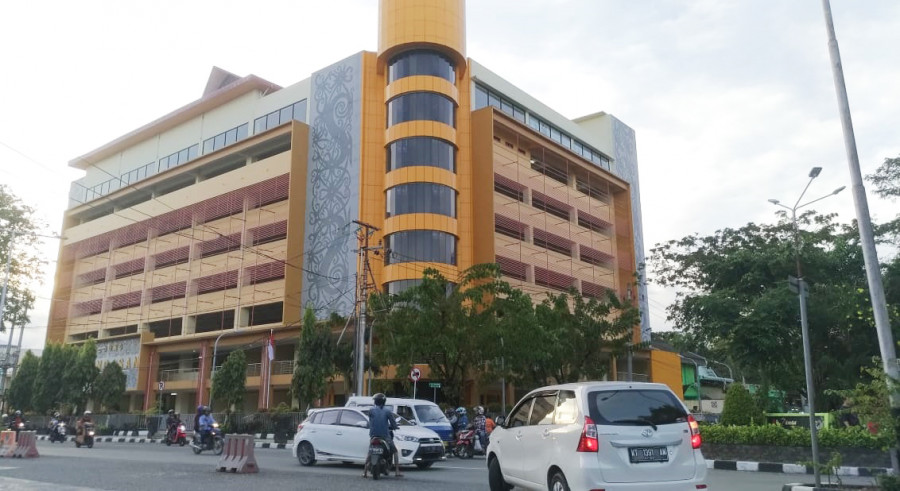 GALI POTENSI - Gedung Parkir Klandasan ini biasanya ramai digunakan untuk pesta pernikahan. Ke depan akan menjadi sentra industri kreatif. (Hendra/KoranKaltim.Com)